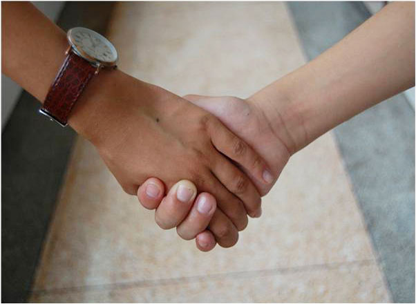 7��19�������ݾ���վһ��(g��)����С�ҵ��к�Ҫ�x�_(k��i)�����ѹ�ͬ��̎ʮ����ĺ��ӂ��͡��������(du��)�T��ʮ�ֲ������D��С�Һ��(du��)�T�o�յ��p����һ���(du��)�T����ӛ���������҂��֠����������B��������