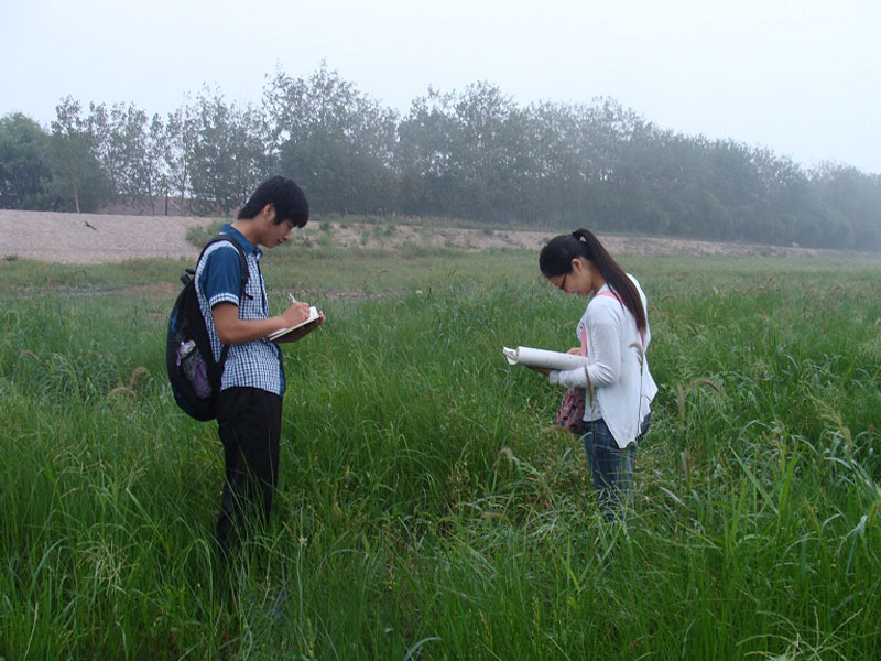 7��14�գ����u�r(n��ng)�I(y��)��W(xu��)������B(t��i)����(m��ng)֮�(du��)����(l��i)�����u�а�ɳ�ӝ�أ��ۖ|�Σ���(du��)ֲ��N��w���M(j��n)�ЬF(xi��n)��(ch��ng)�о���