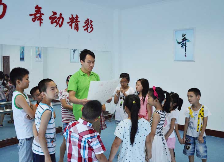 ־Ը�ߞ麢�ӂ��������o��(d��o)�����ں��ӂ�?n��i)��H������С�[�T(m��n)���c���غ��ӽ�����(du��)����