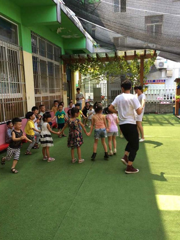 ־Ը�ߞ��а�С���т�����һ��(ji��)���ӻ���w���Α��n��