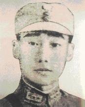 ��ü��,1905��3�������F��ʡ���x�h�ˡ�1923��,��ü�������F��ʡ��ˮ�h����܊У��1926�꿼���S��܊У��5�ڲ����ƣ����I(y��)��Ͷ������,1937��������׃���l(f��)������ü���S���(du��)�Ⱥ��Ͽ���Ԯ��13܊������܊��;����ƽ�����T�^�ϕr(sh��)������܊�u���ֵܲ��(du��)����ü����(d��ng)�C(j��)�����ʲ��(du��)��Ԯ���H��ǰ��ꇵ�ָ�]����(zh��n)����K�����܊��10��28���賿����ü�����ڵ�85���⵽��܊�����ړ�����ǰ��ꇵ�ָ�]�Ą�ü�����ұ���܊�ڏ���,���Ҡ�������������׷ٛ(z��ng)�܊�ٌ���