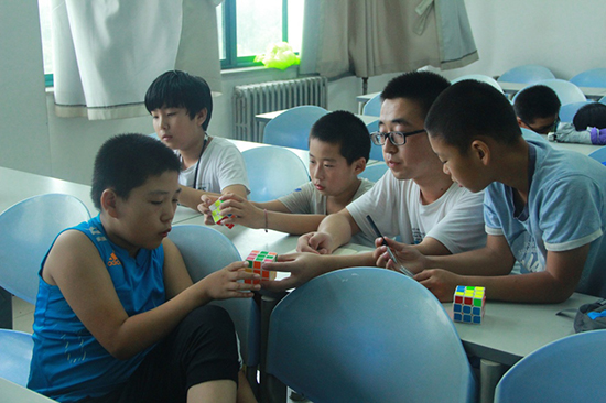 �Ї�ʯ�ʹ�W���A�|������֮�������̈F��ɽ�|ʡ�S�u��(j��ng)���_�l(f��)�^(q��)ᘌ����չ��ˆT��Ů�����؃�ͯ�_չ�����ӣ����H�_�O(sh��)�Z��(sh��)���n�̽̌W��߀�_չҕ�l�̌W��ħ�g(sh��)��ħ�����L�����dȤ��n���� (2)