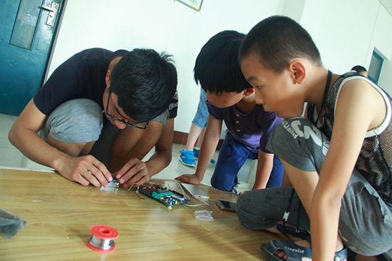 �Ї�ʯ�ʹ�W(xu��)���A�|������֮�������̈F(tu��n)��ɽ�|ʡ�S�u��(j��ng)��(j��)�_�l(f��)�^(q��)ᘌ�����(w��)���ˆT��Ů�����؃�ͯ�_չ�����������H�_�O(sh��)�Z��(sh��)���n�̽̌W(xu��)��߀�_չҕ�l�̌W(xu��)��ħ�g(sh��)��ħ�����L�����dȤ��n���� (3)