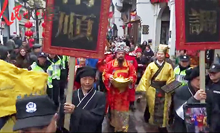 ҕ�l�������ӭؔ(c��i)�� ������_��������������ݺӷ��֚vʷ�օ^(q��)��ӭ����һ��һ�ȵ�ӭؔ(c��i)��c�´����(d��ng)���mȻ������С��������׌���������οͺúõ��_����һ�ء���Ԕ��(x��)�� 