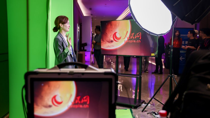 隨幻虛擬直播工作站體驗區(qū)。主辦方供圖