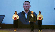 ���߼�ح����W(w��ng)�hί��ӛ�������L(zh��ng)�������~�����c��ƽ��Ӣ�ۡ���Ӱ