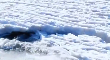 壯美！壺口瀑布現(xiàn)流凌封河景觀